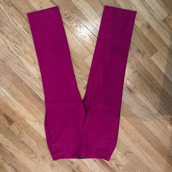 White House Black Market Pants - NWOT WHBM Pink Slim Ankle Side Zip Pant 4R White House Black Market Pants - NWOT WHBM Pink Slim Ankle Side Zip Pant 4R